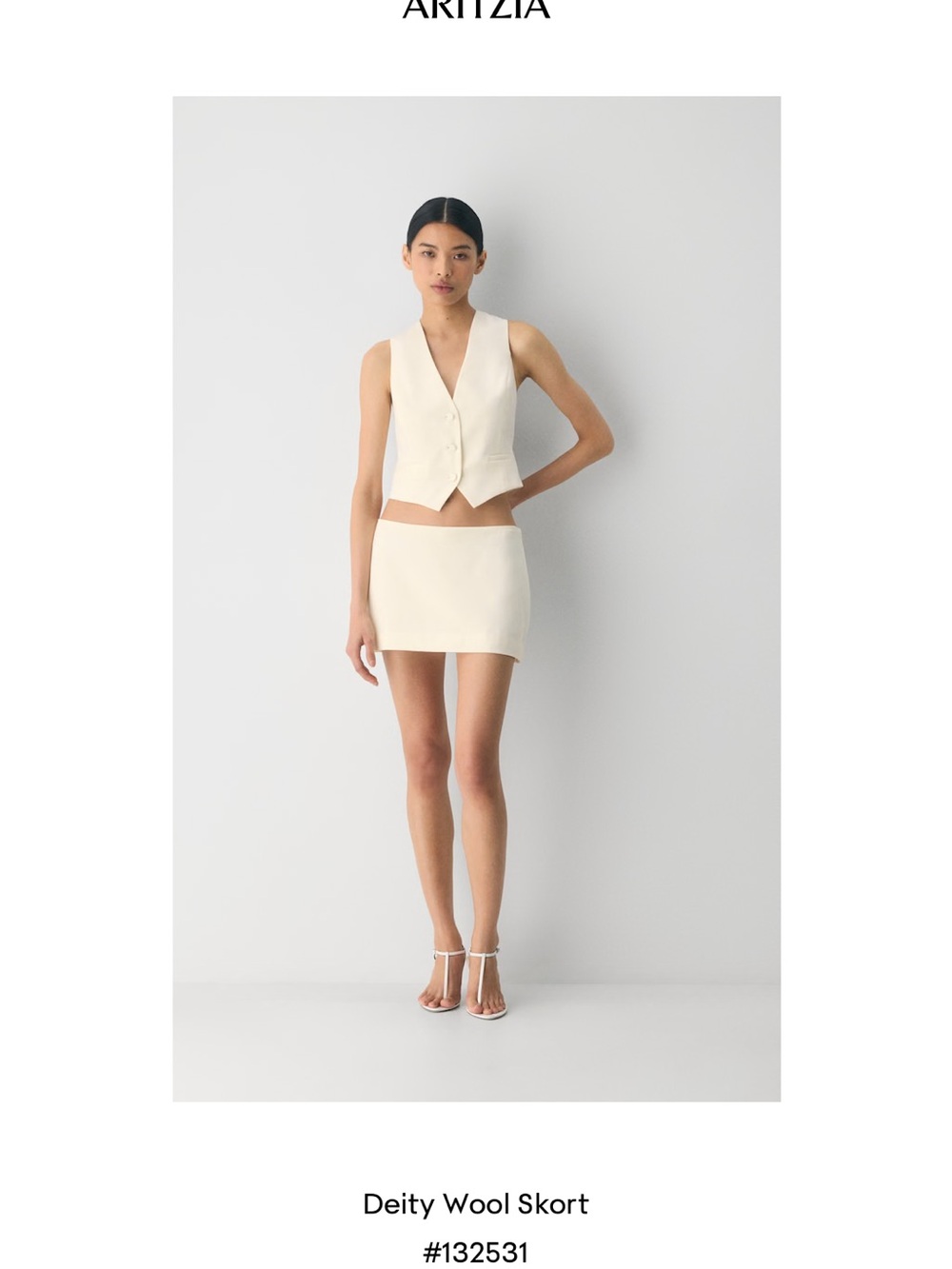 Aritzia Deity Mini Skort in Cream